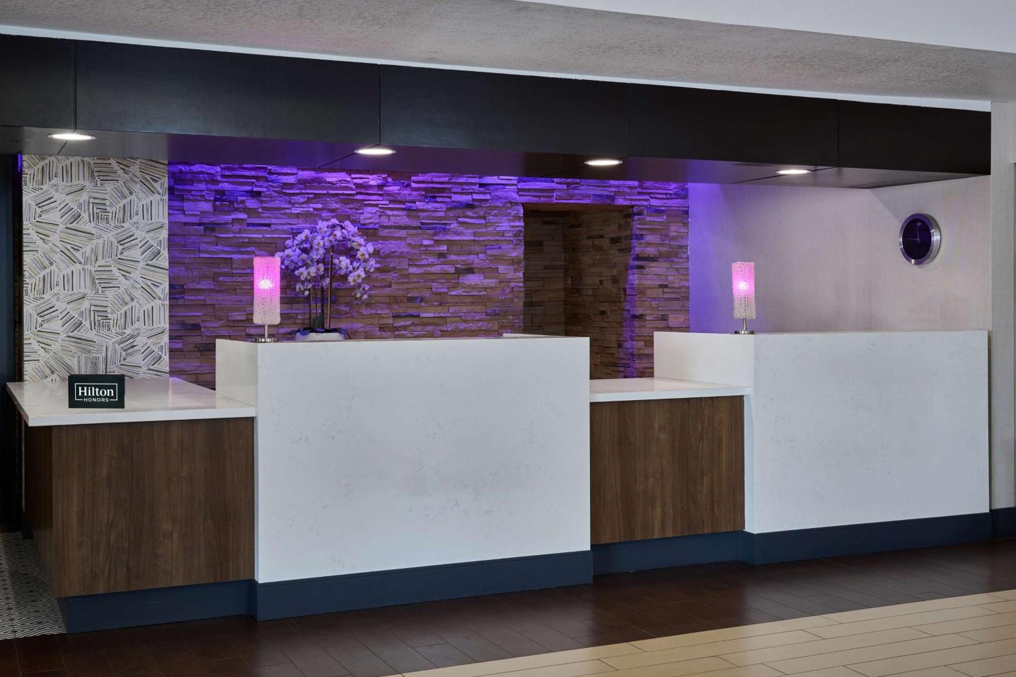 Doubletree By Hilton Chatsworth 로스앤젤레스 외부 사진