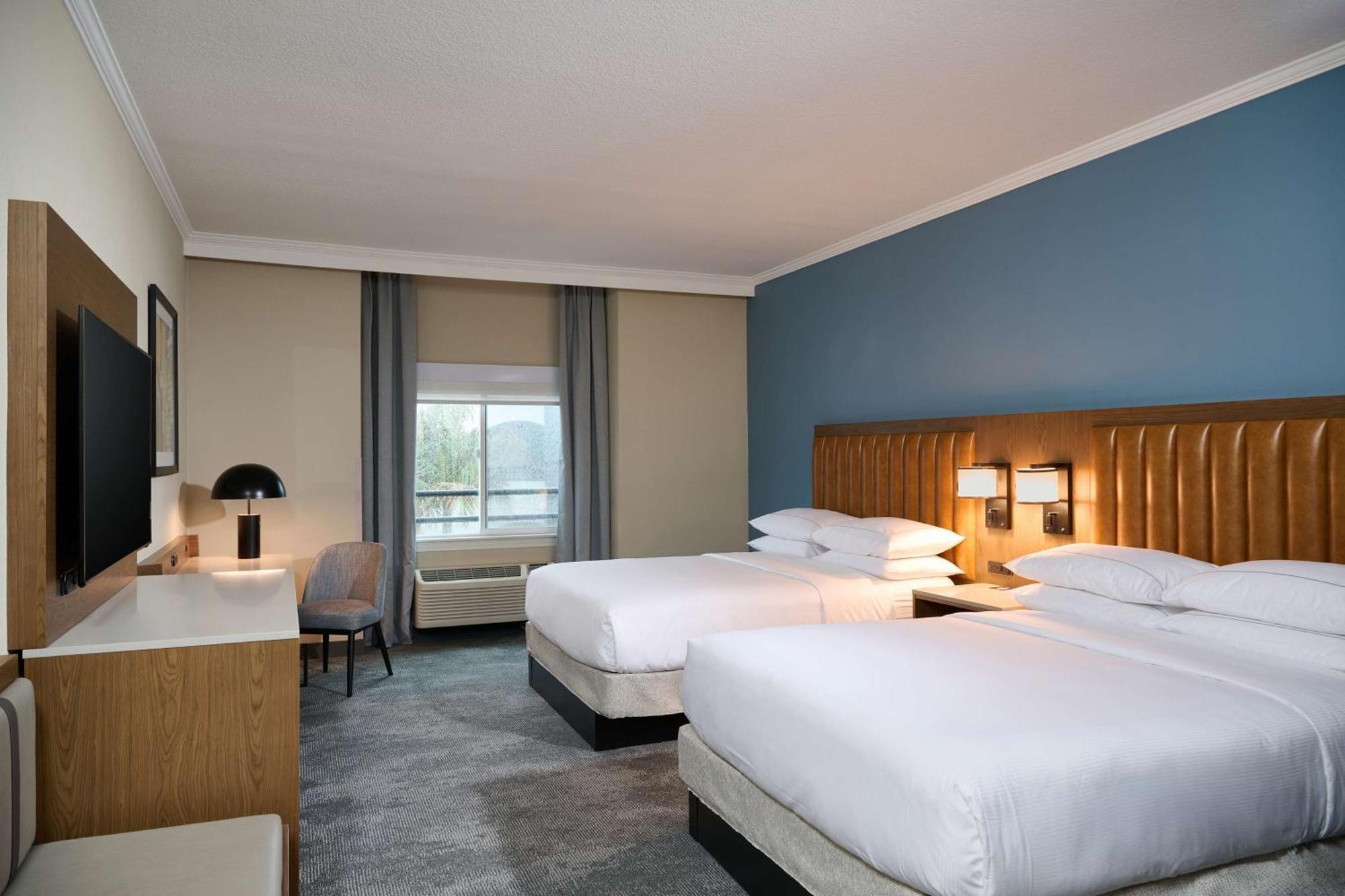 Doubletree By Hilton Chatsworth 로스앤젤레스 외부 사진
